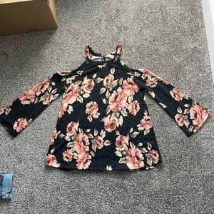 Womens open shoulder Floral Blouse